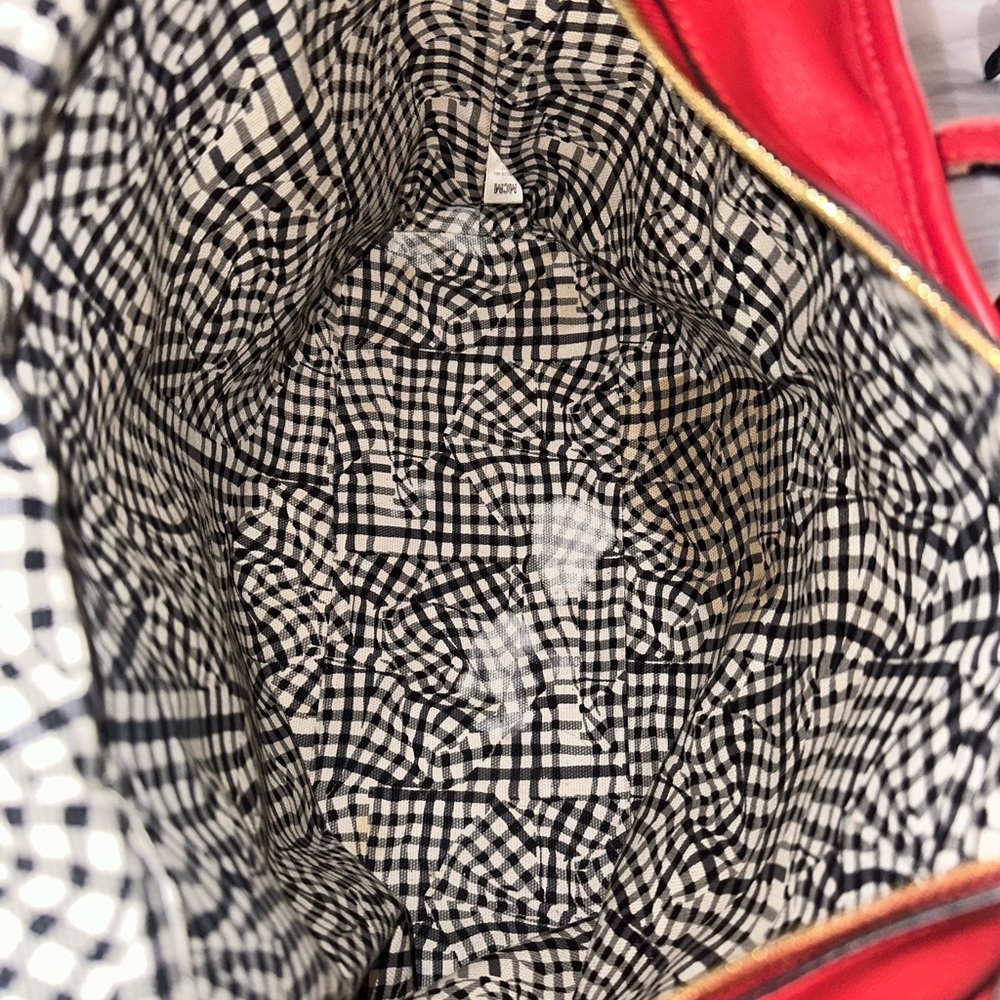 RED MCM BAG - Picture 9 of 9